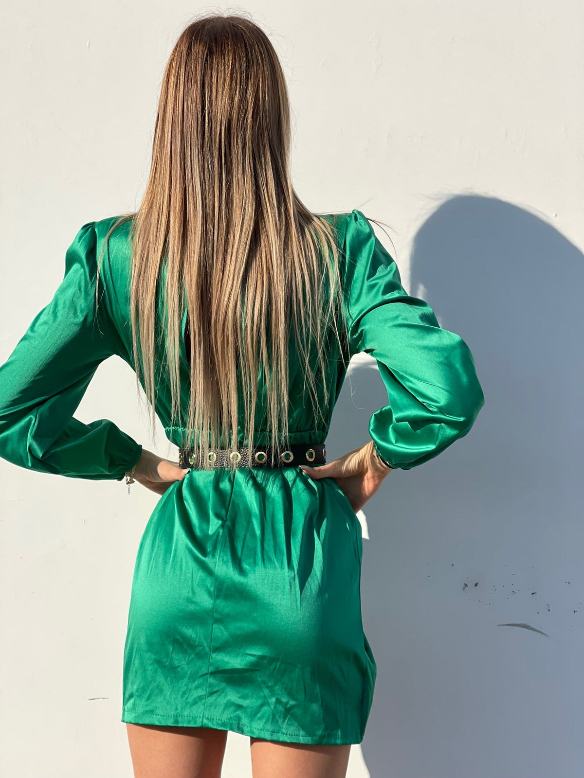 Abito in raso verde smeraldo