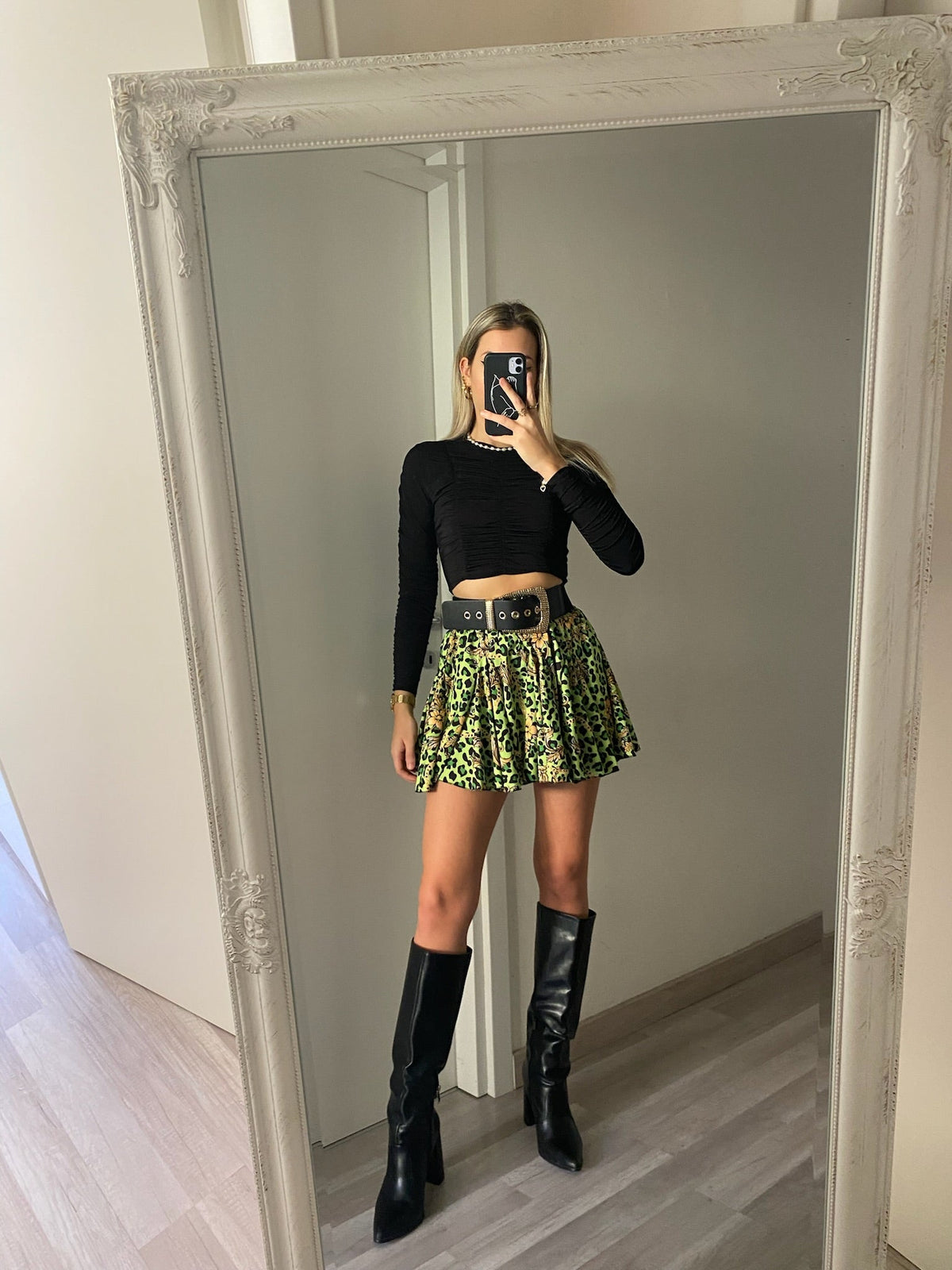 Top aderente drappeggiato nero