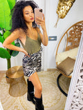 Short zebrato con fiocco