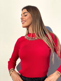 Maglioncino rosso con catena oro