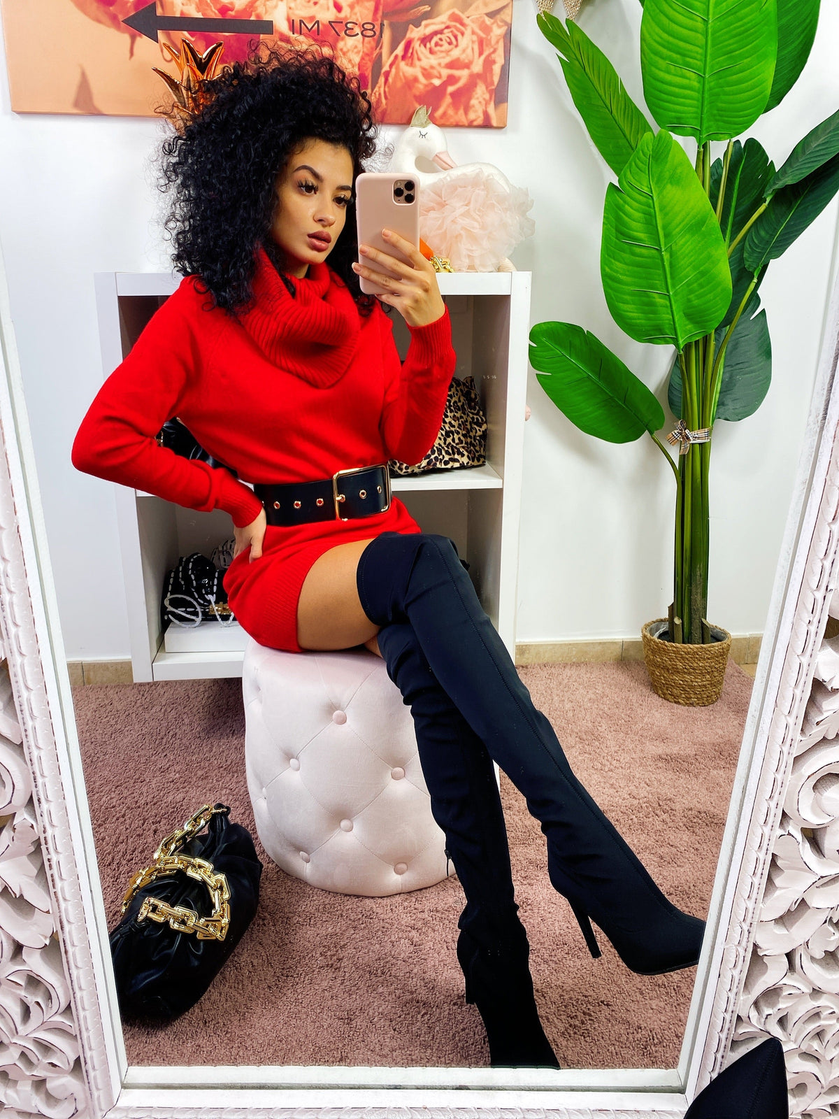 Abito in maglia collo alto rosso