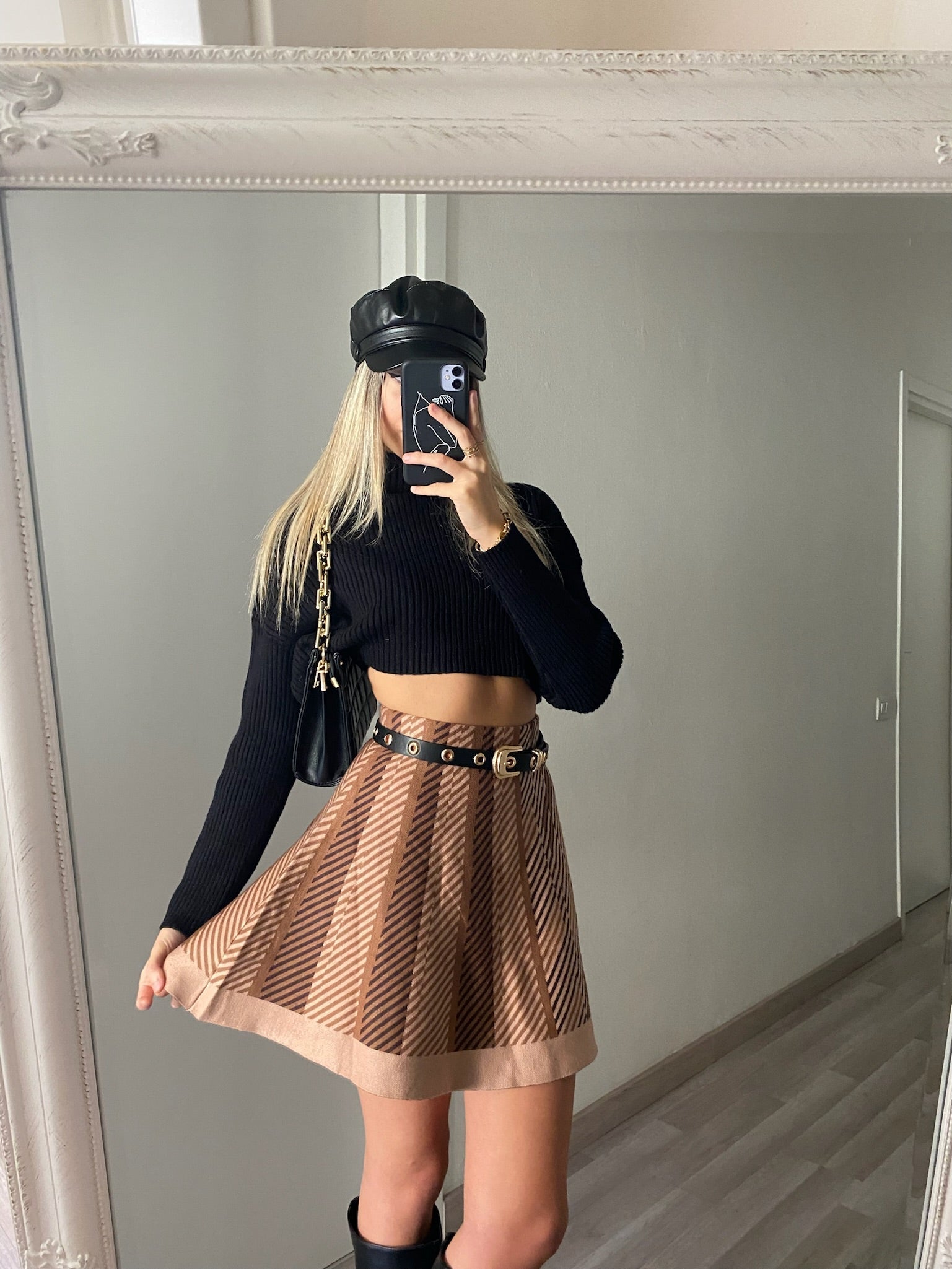 Maglione crop nero