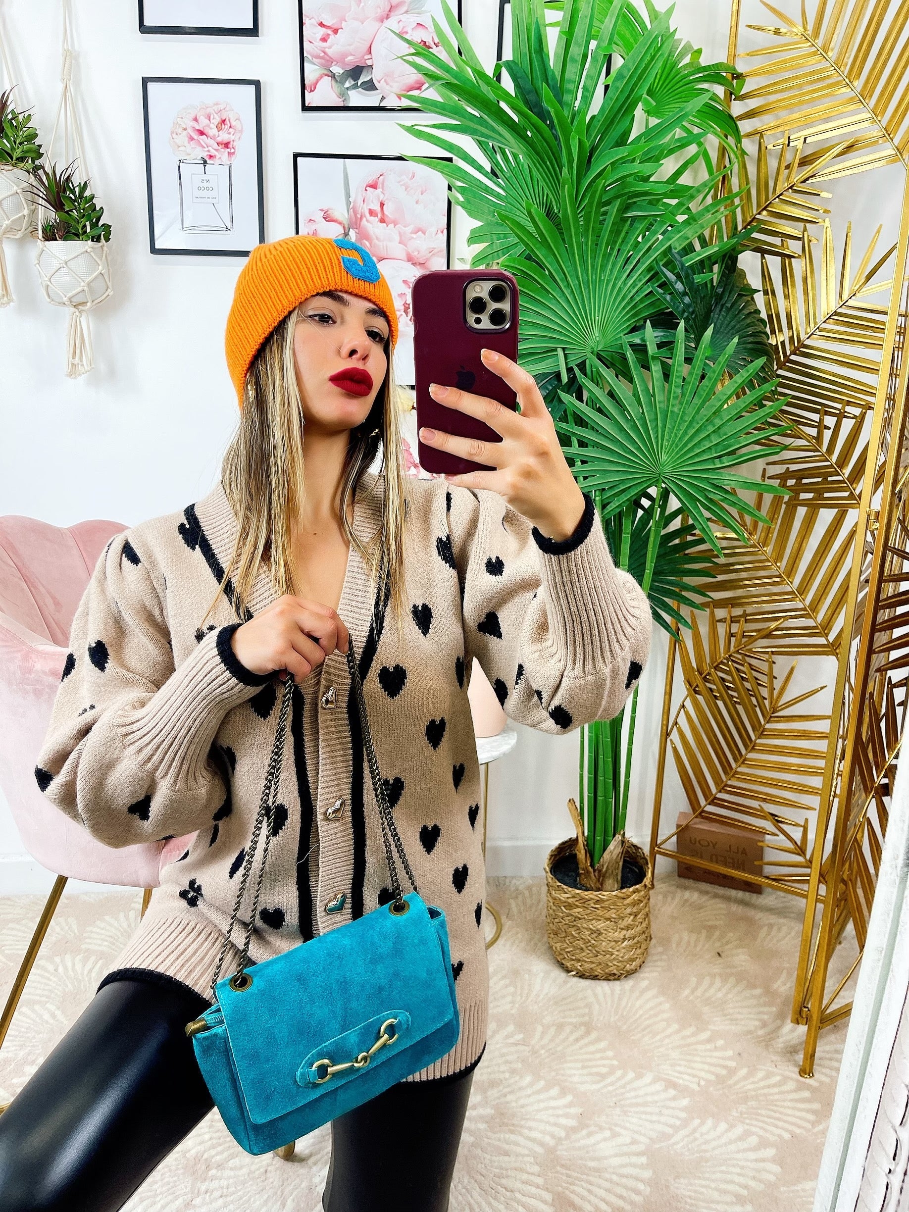 Maxi maglione camel a cuori