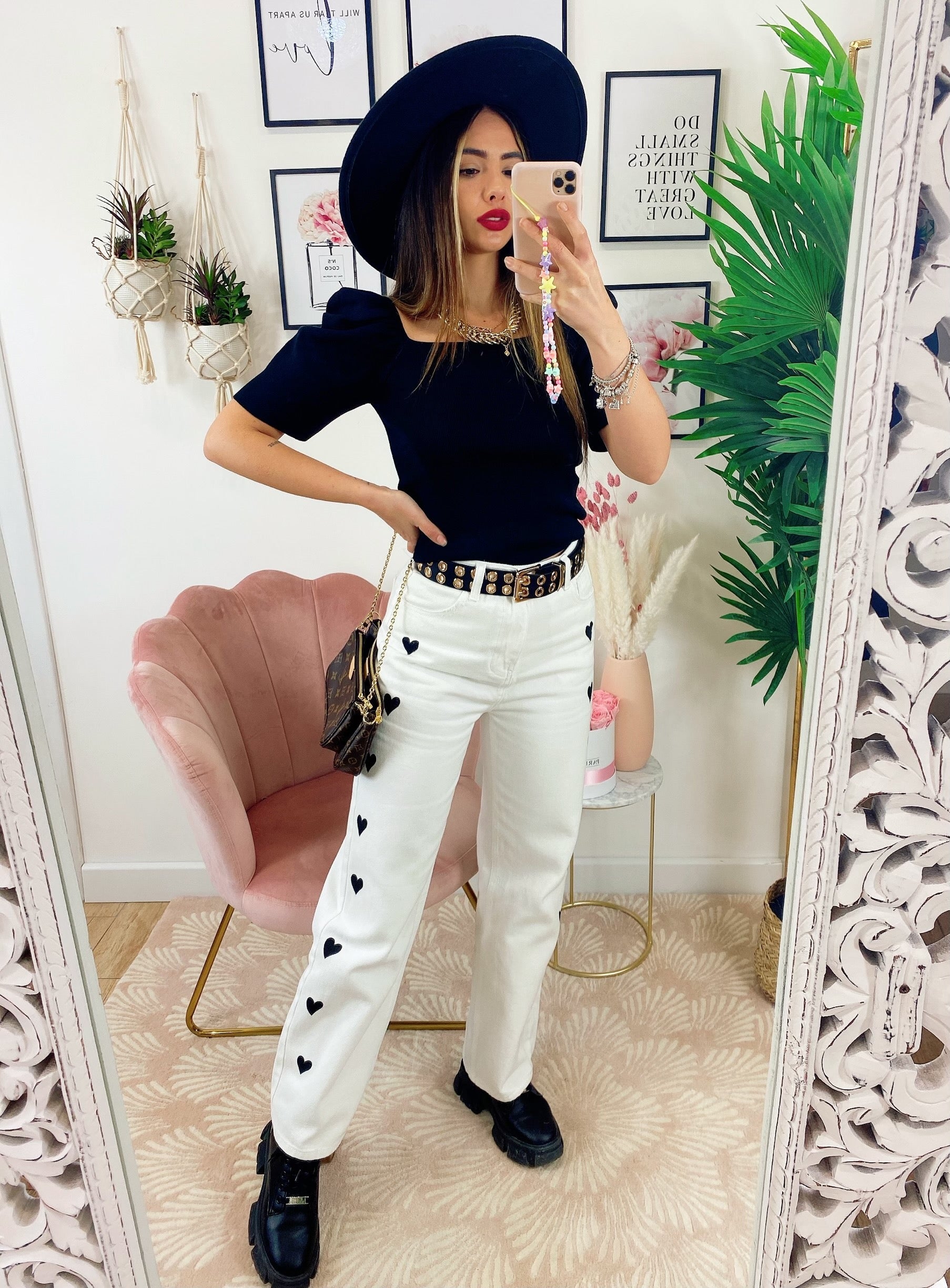 Jeans Bianco con cuori Neri