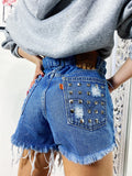Short Levi’s Vintage bagno scuro con borchie