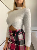 Maglioncino morbidissimo choker bianco