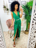 Abito aderente con scollo a V e spacco verde