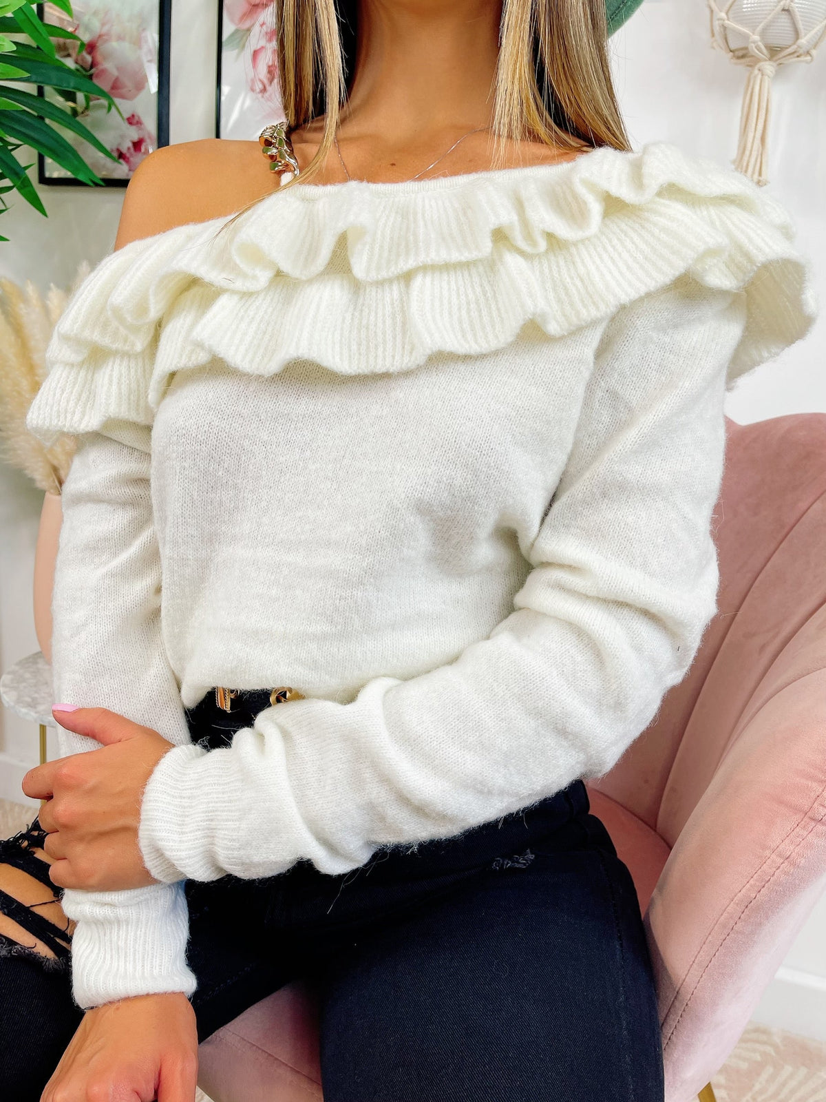 Maglione con scollo e dettaglio in catena bianco