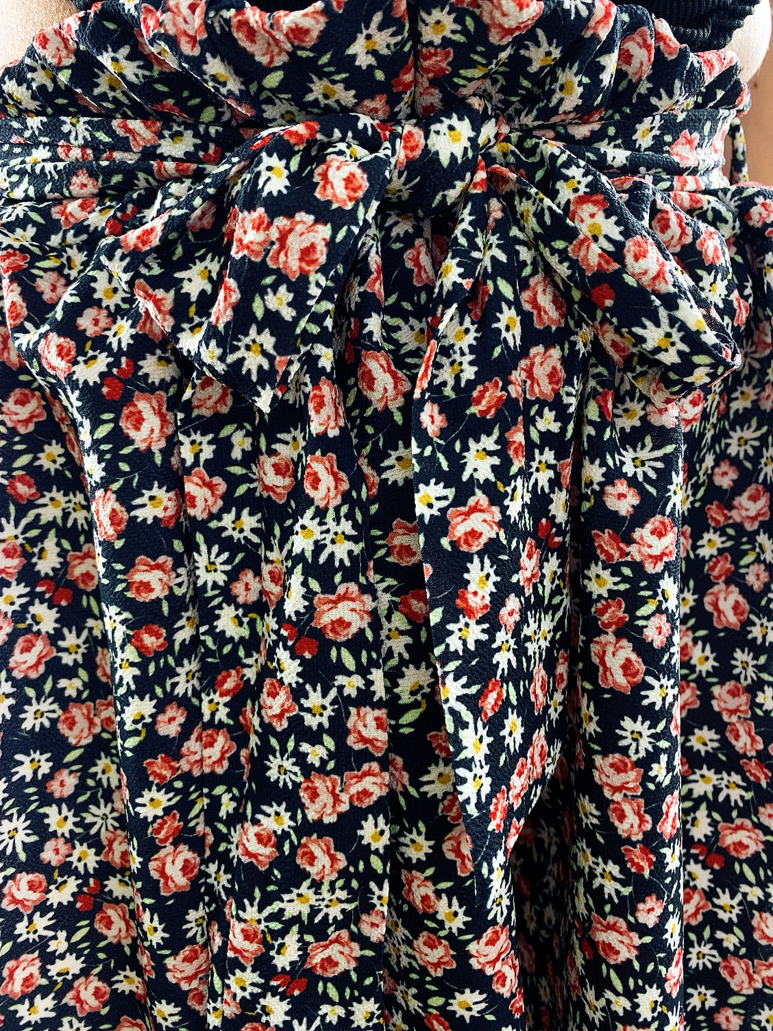 Short a fiori con fiocco