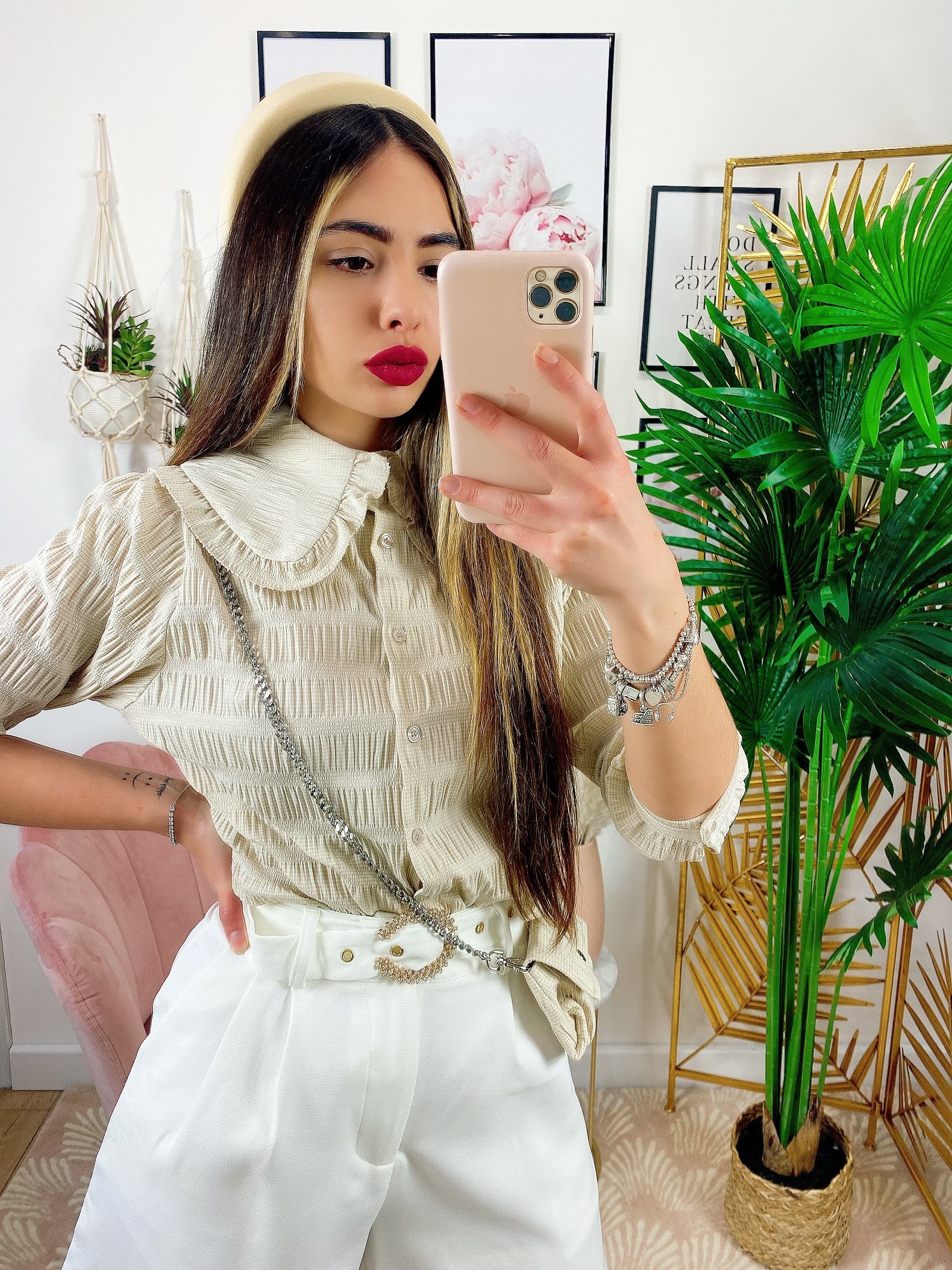 Camicetta con Rever Beige e borsetta