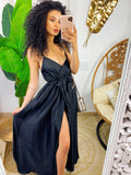 Abito in raso con maxi spacco nero