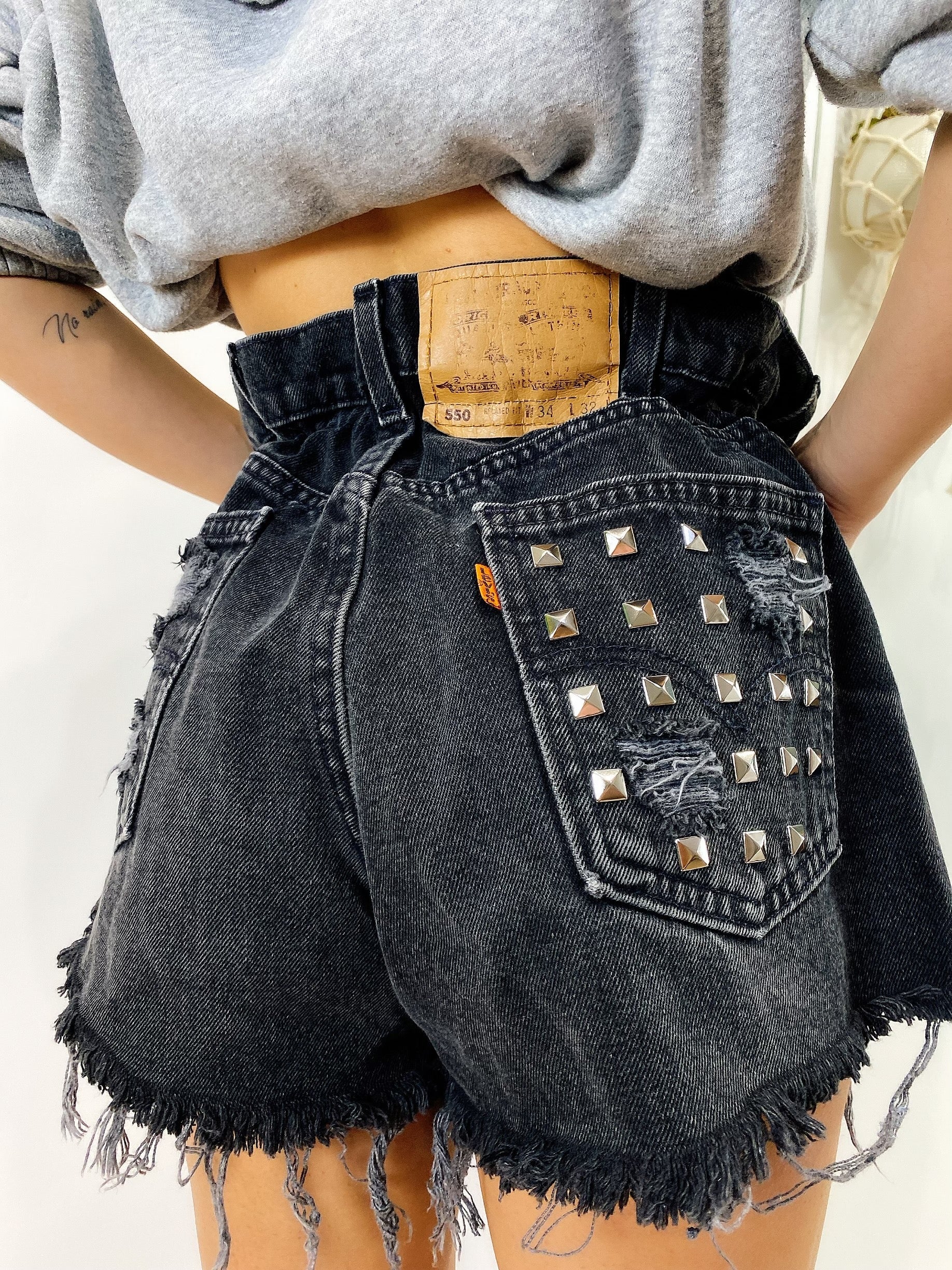 Short Levi’s Vintage con Borchie bagno grigio scuro