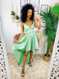 Abito in raso con gonna asimmetrica menta
