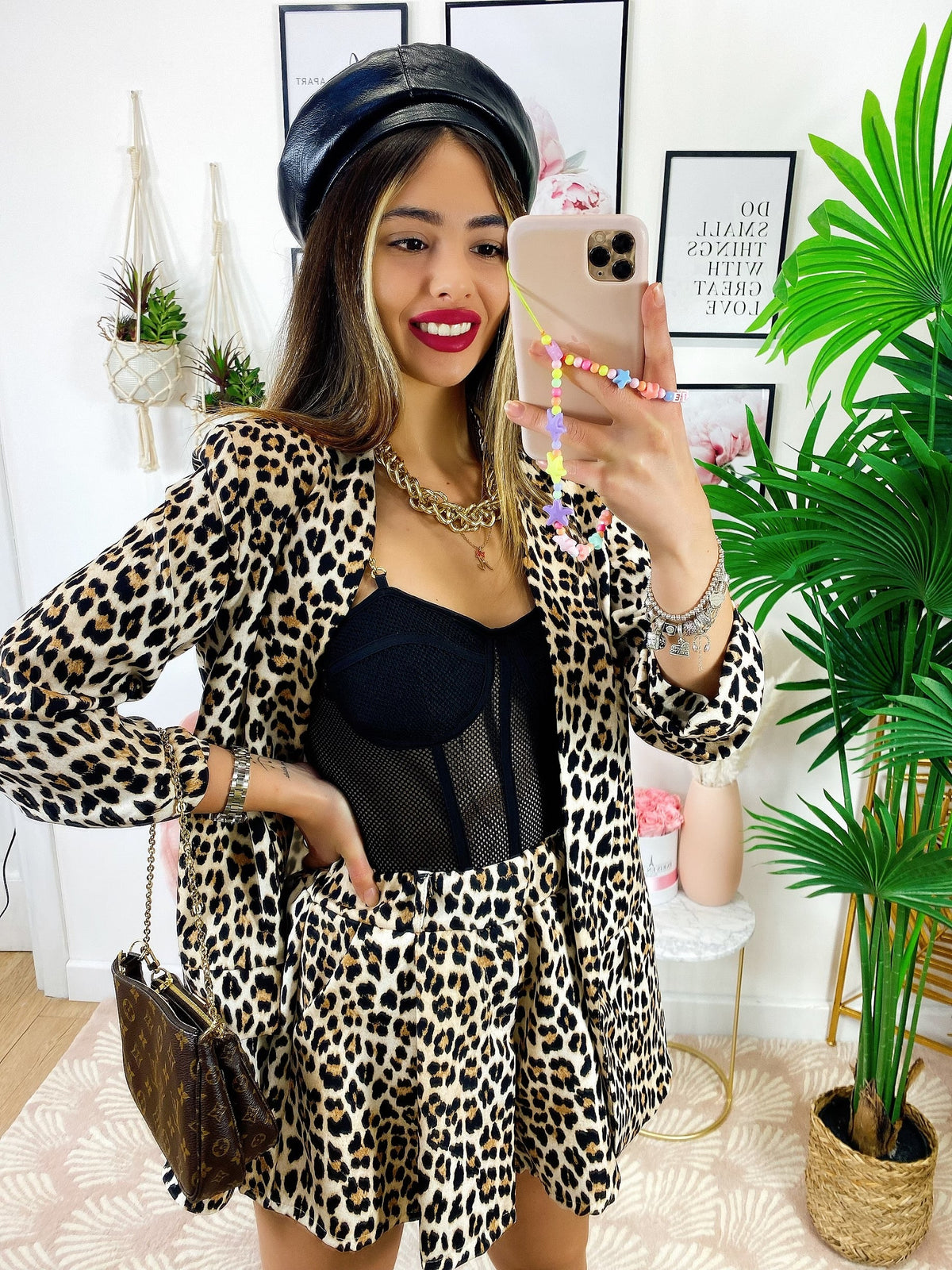 Completo Giacca e short maculato base Beige
