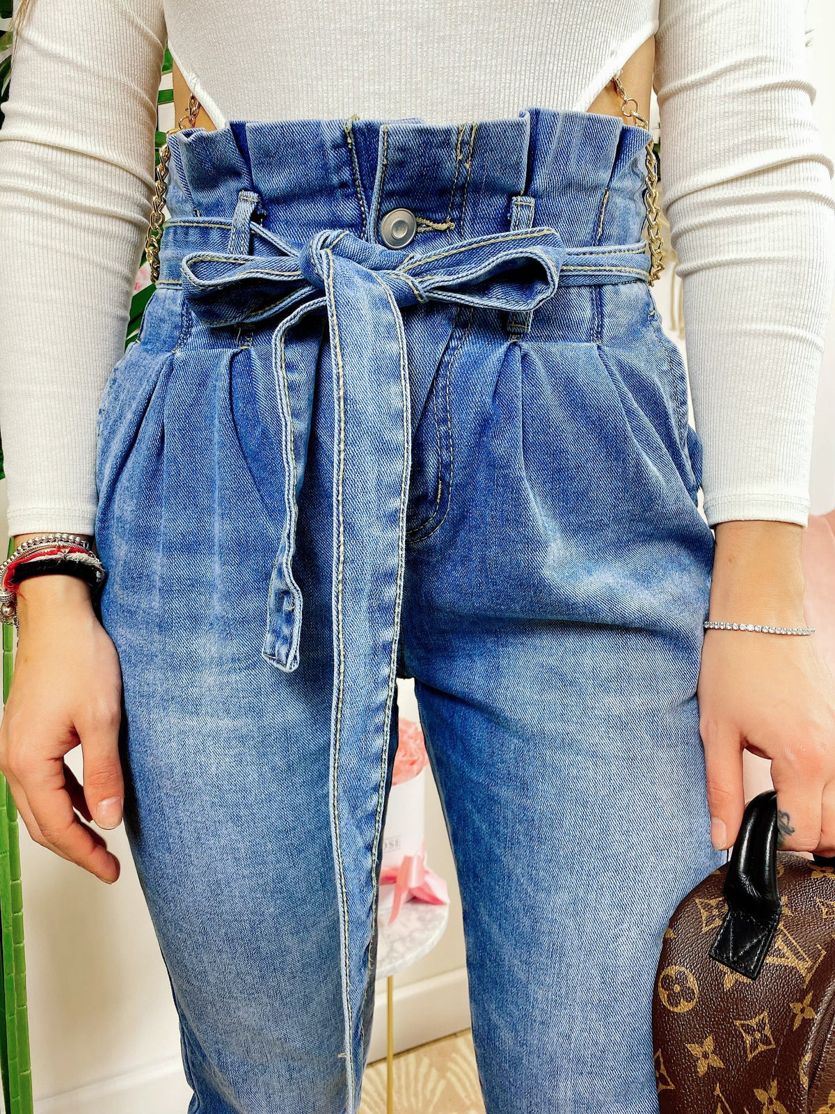 Jeans Boyfriend con fiocco
