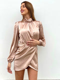 Abito beige in raso