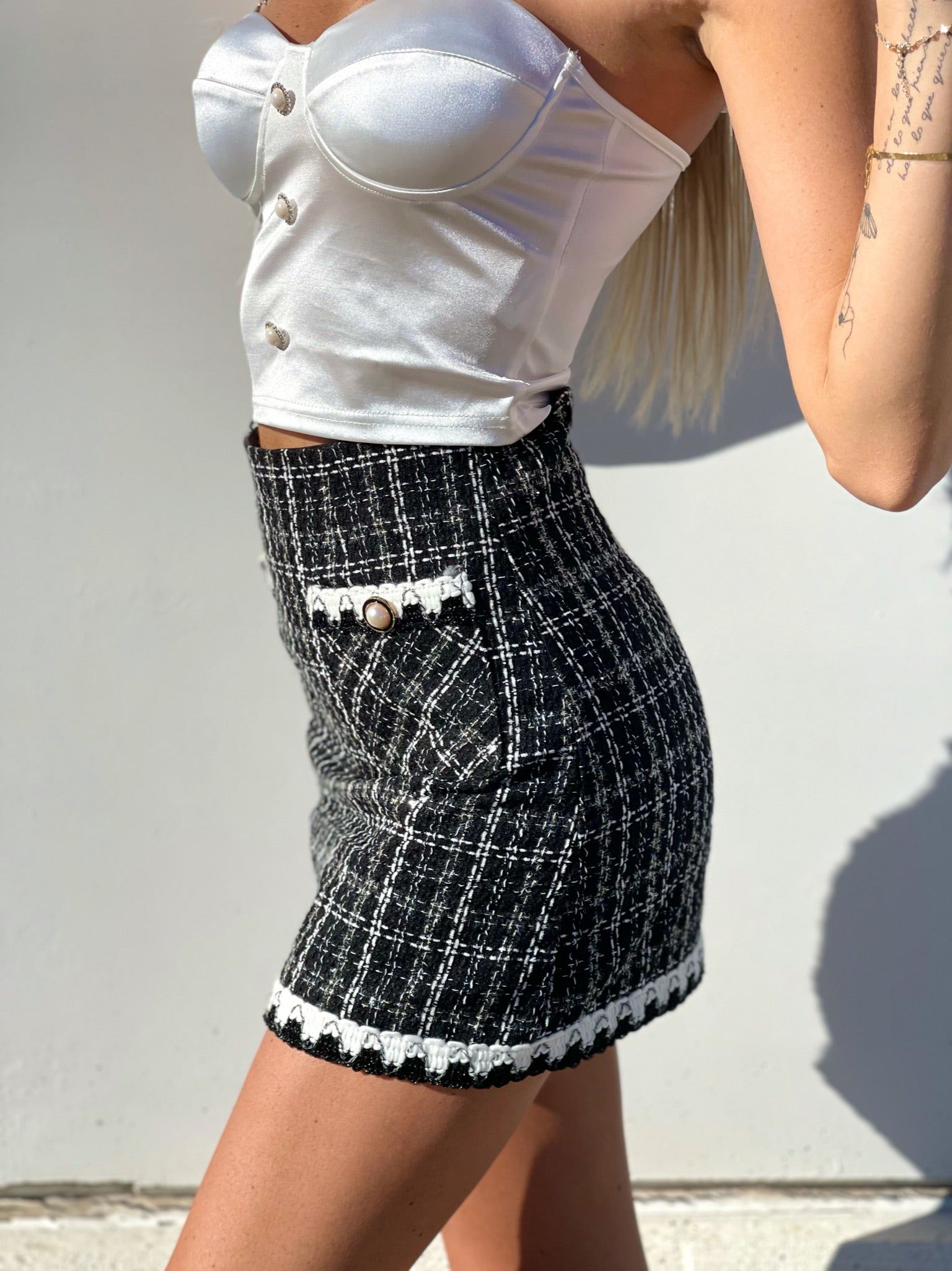 Gonna in tweed nera
