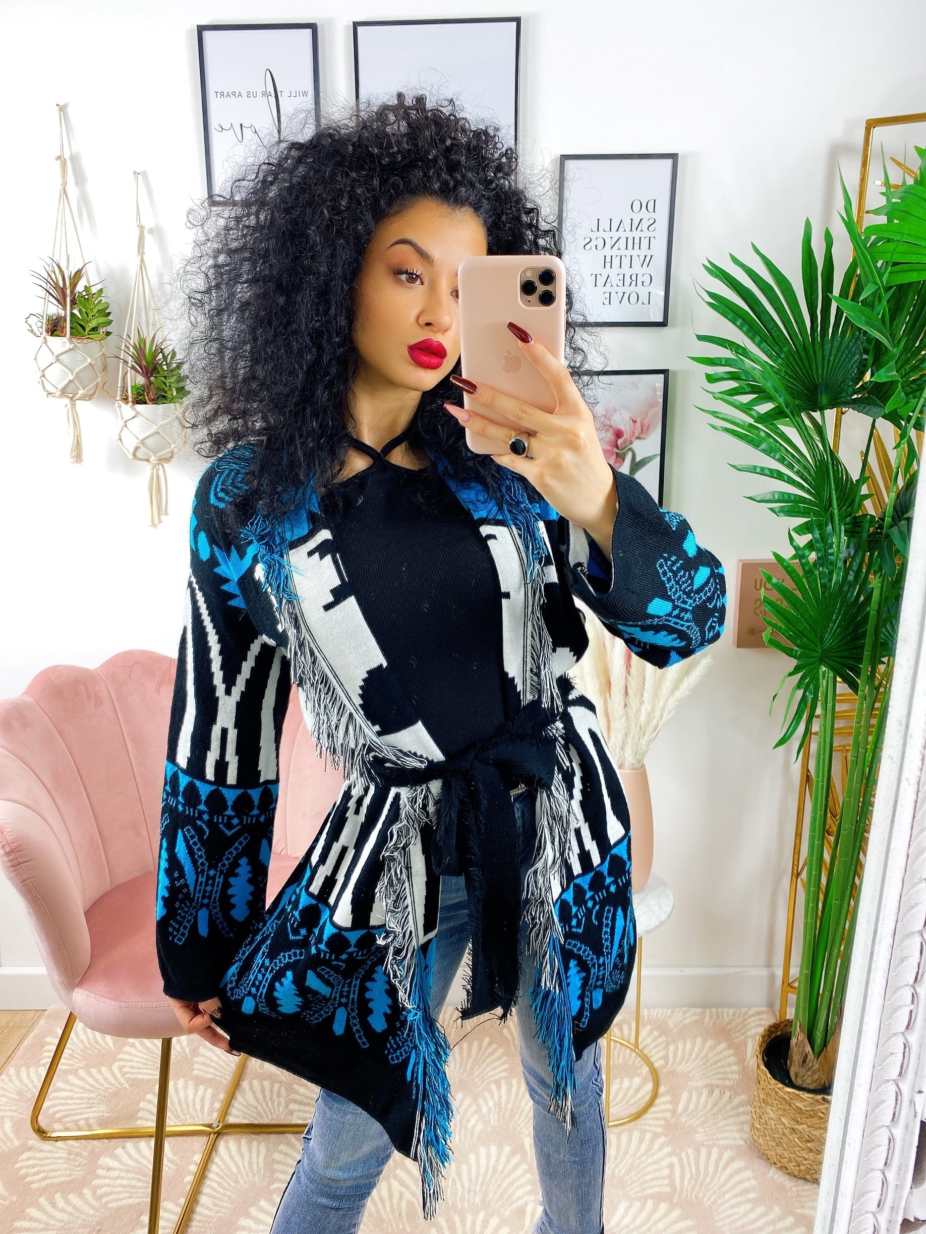 Cardigan frange e cinta sfumature azzurro