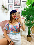 Top floreale con cintura