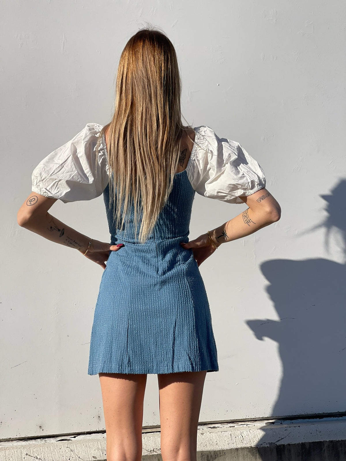 Abito di jeans con fiocchetti