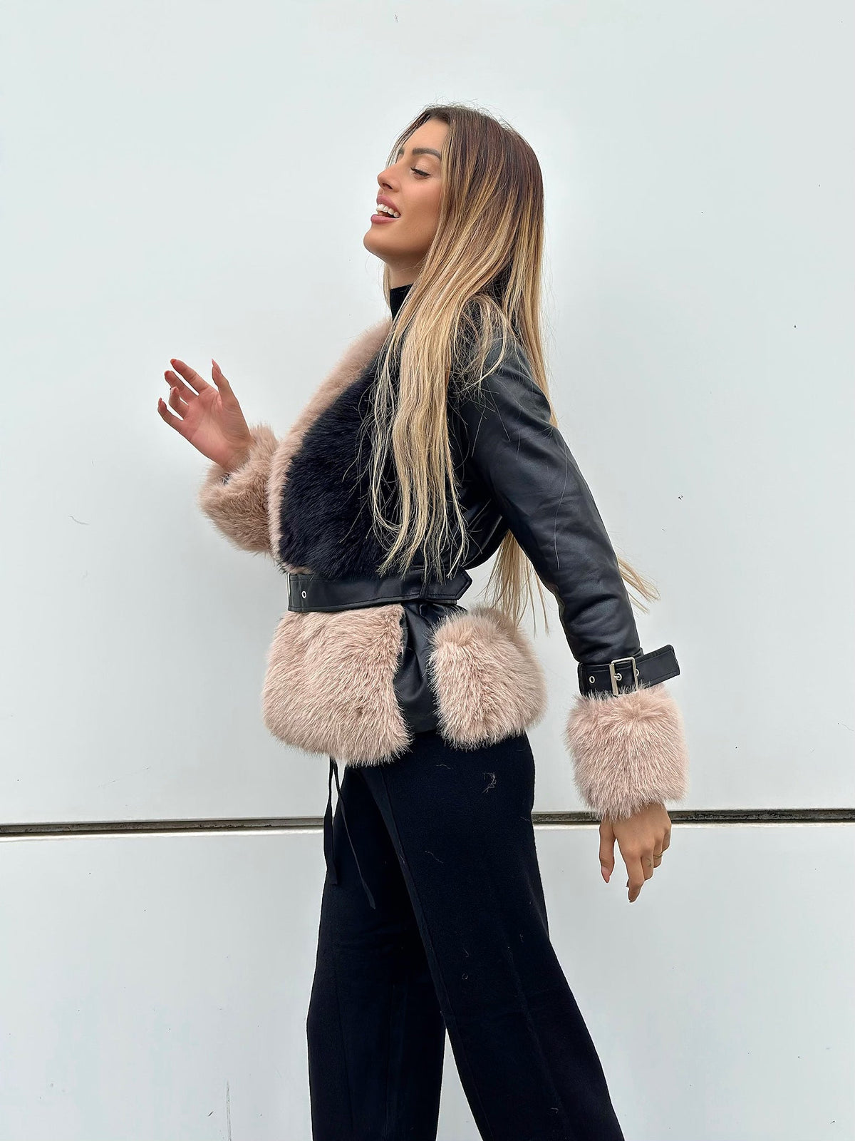 Giaccone nero/beige con cintura