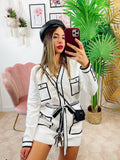 Abito con tasche e bottoni bianco