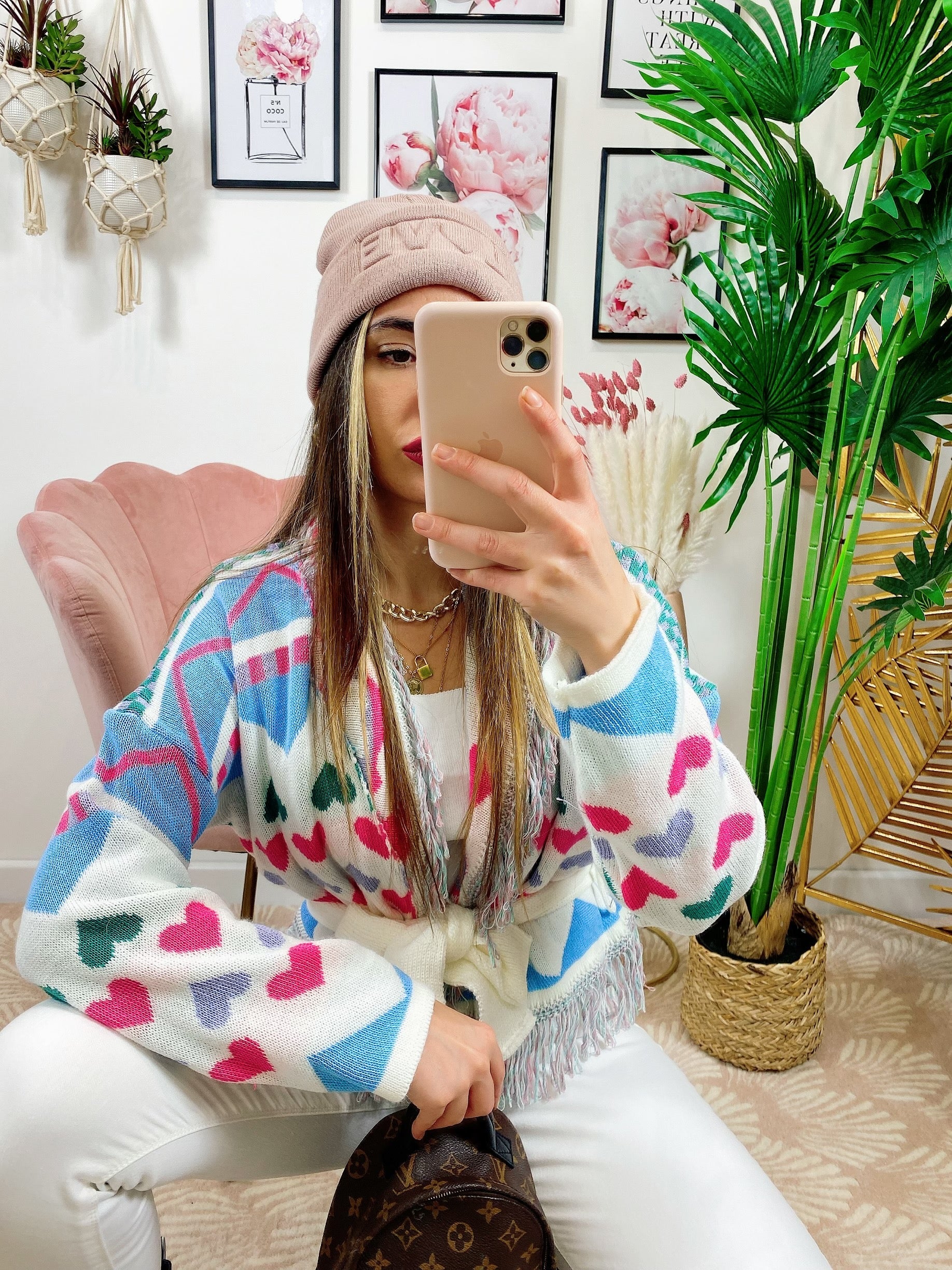 Cardigan corto con cuori