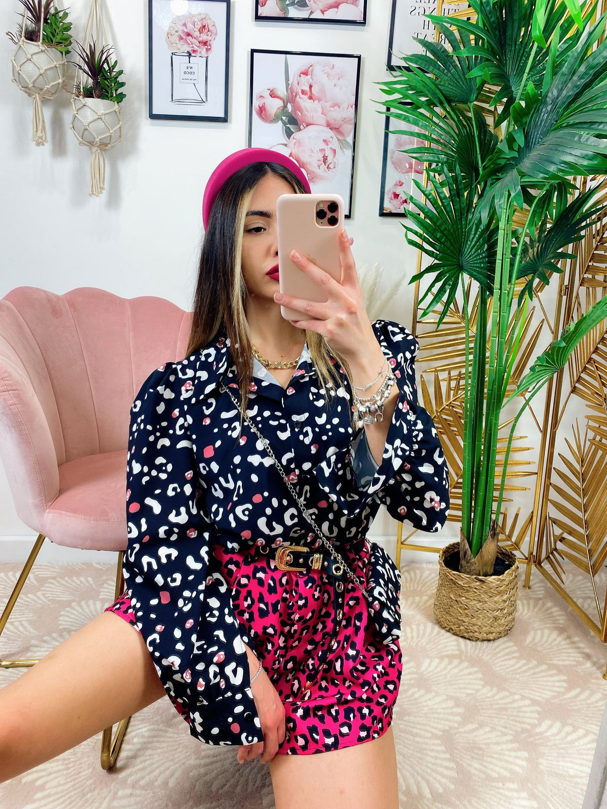 Camicia maculata con borsetta Nera