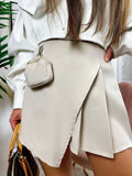 Short beige con marsupio