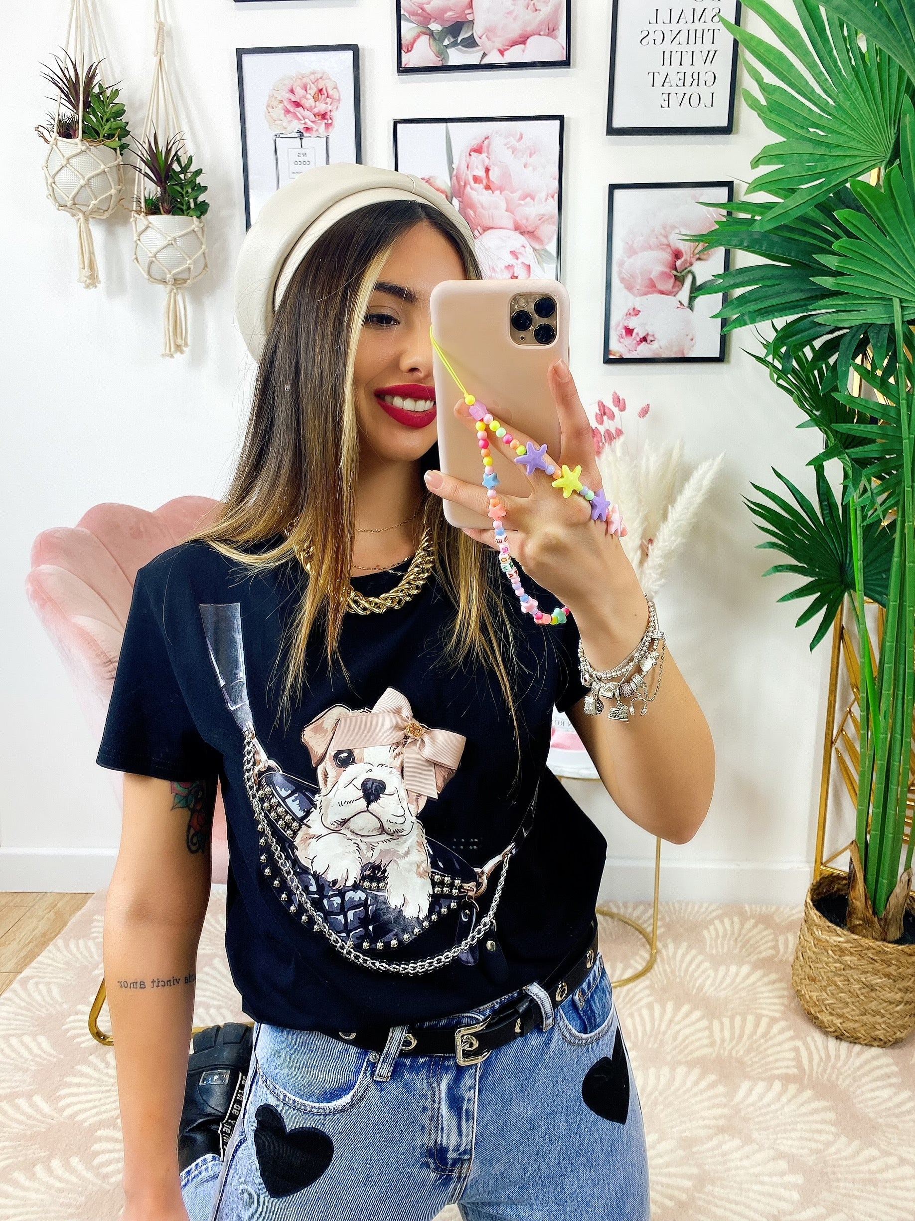 T-Shirt con bulldog e catena Nera