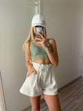 Short bianco con cintura