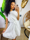 Abito in pizzo con gonna ampia