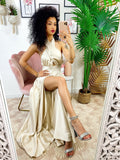 Abito in raso con maxi spacco incrociato beige