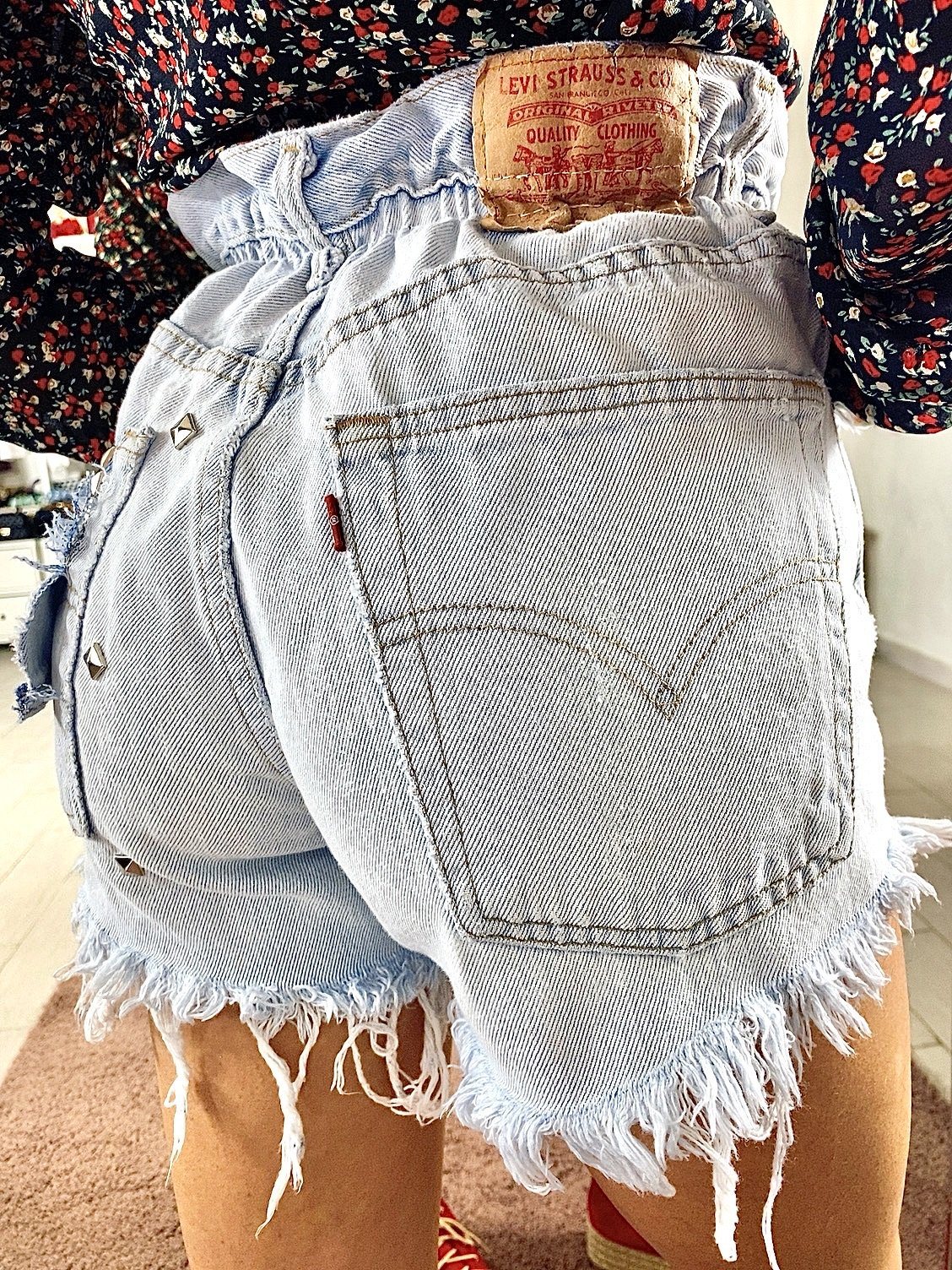 Jeans Vintage con Borchie chiaro