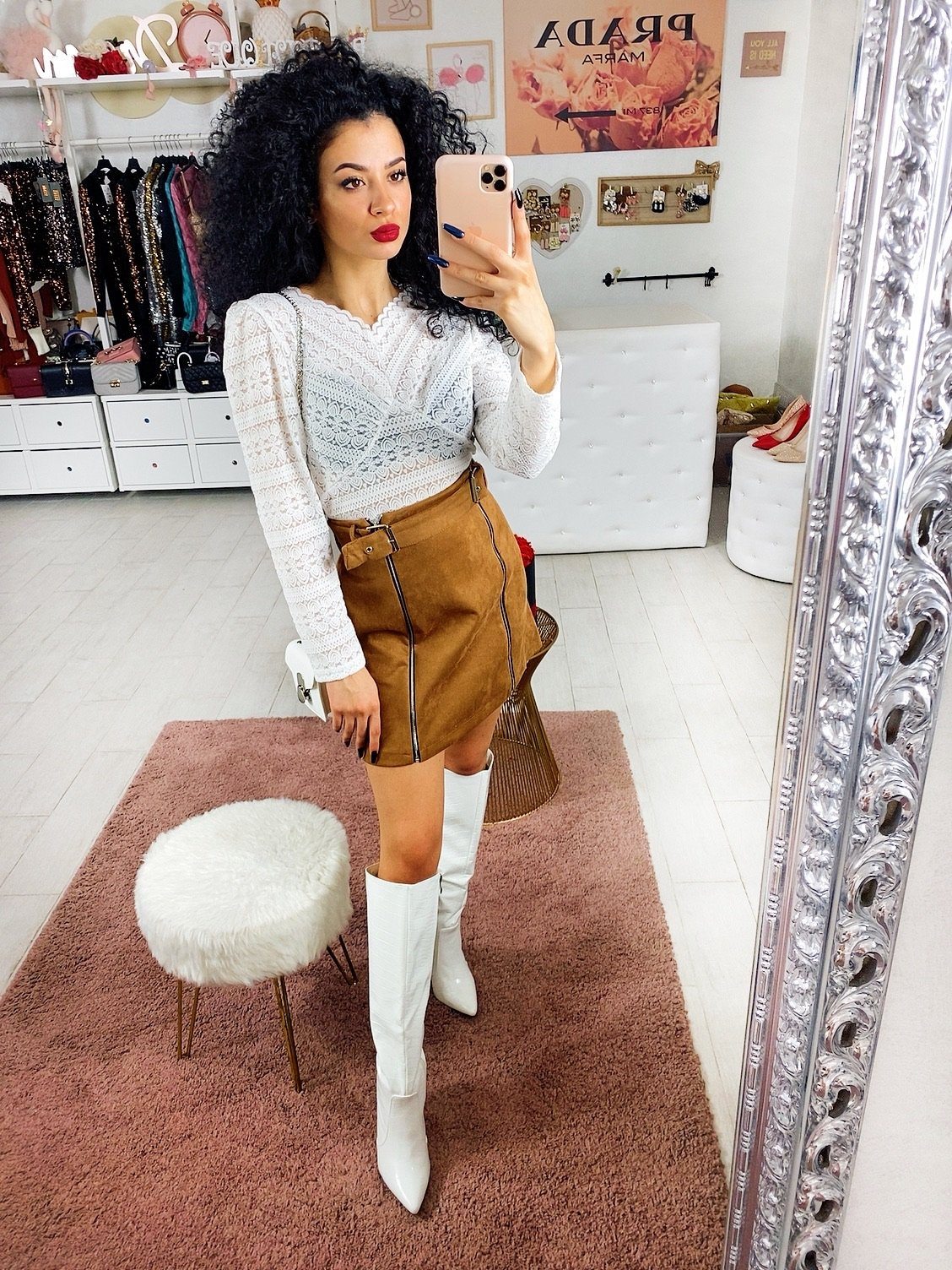 Magliettina in pizzo bianca