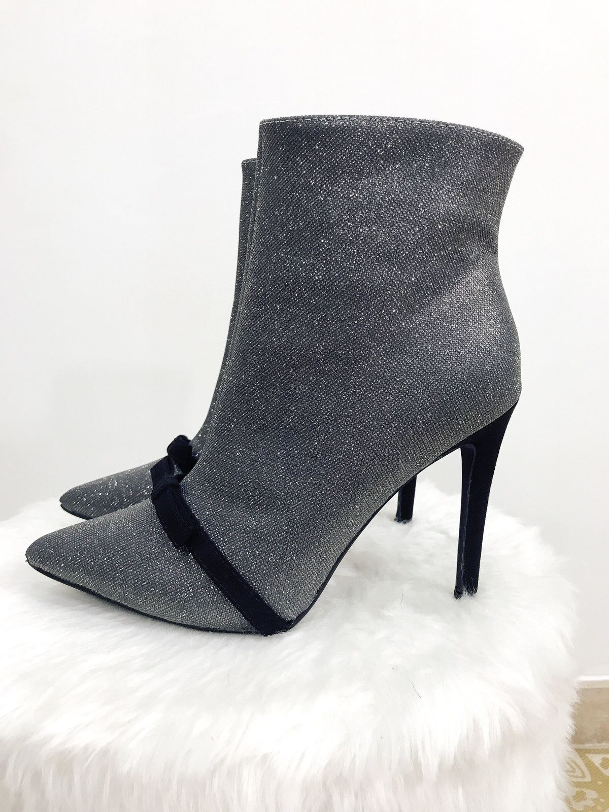 Stivaletto Glitter con fiocchetto