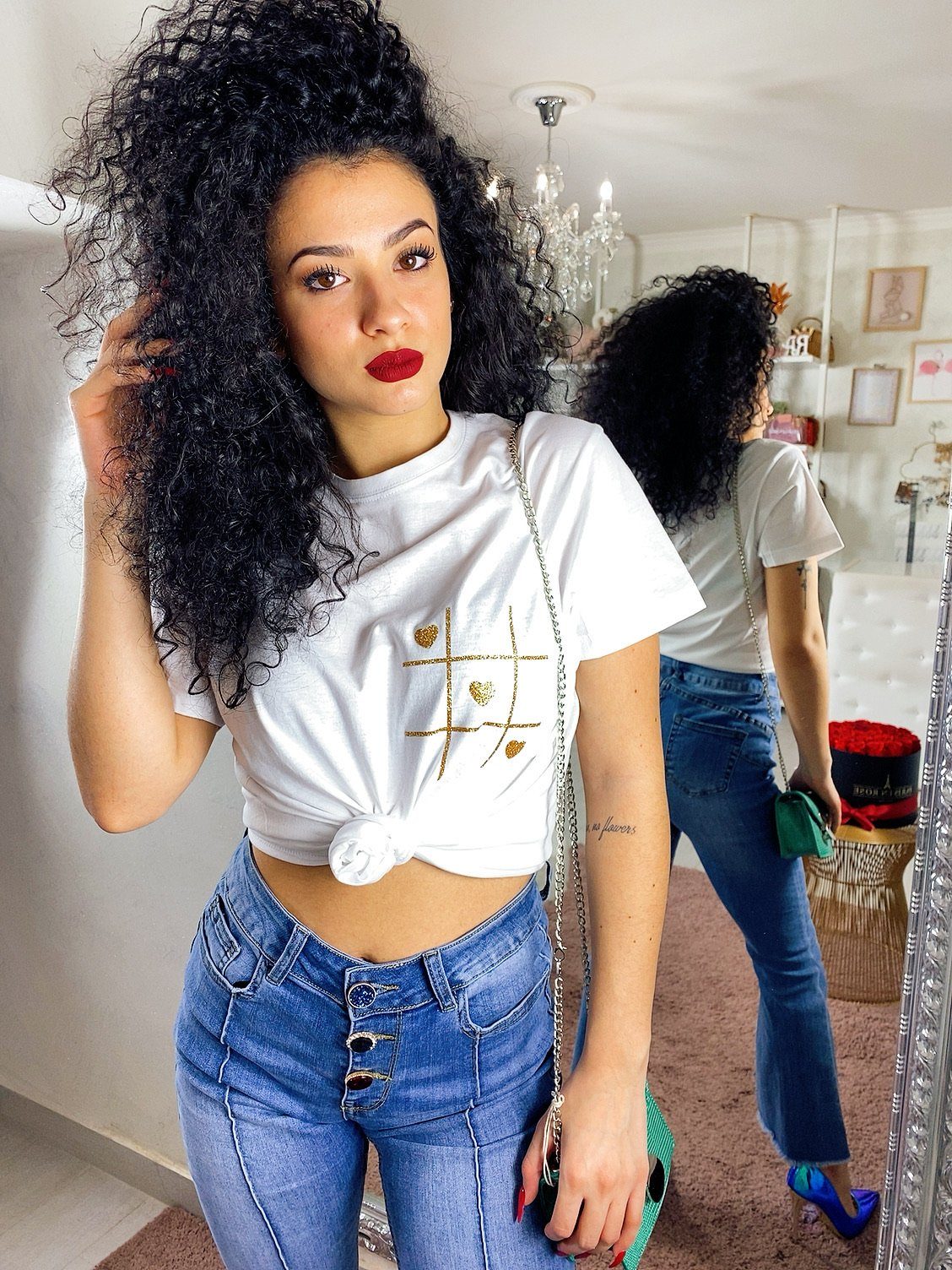 T-shirt con dettaglio gold