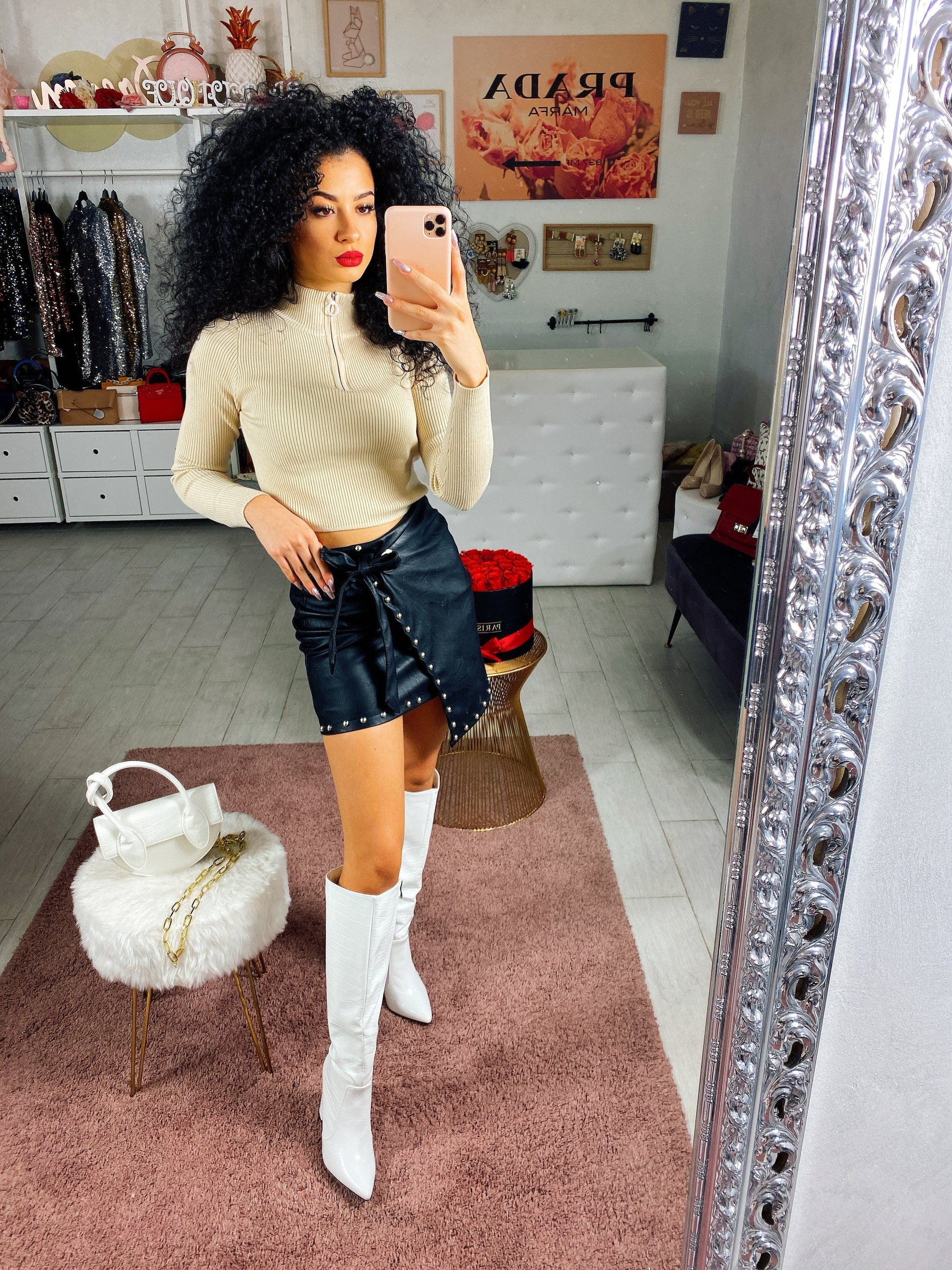 Top crop con zip